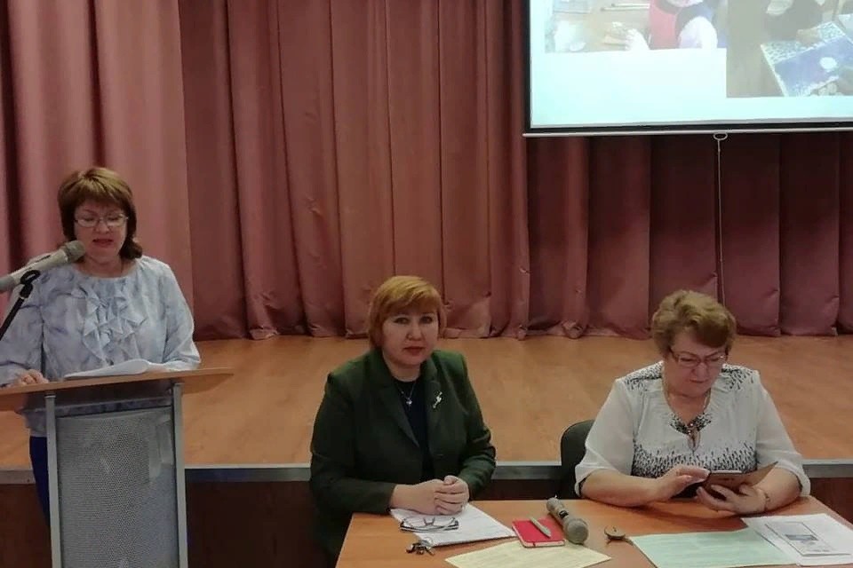 Районный семинар для учителей начальной школы в Гжельской СОШ